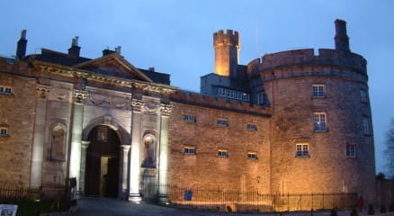 kilkenny-castle-at-dusk